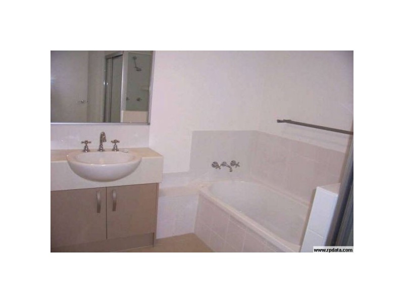 6/26-28 Commercial Drive, Springfield QLD 4300