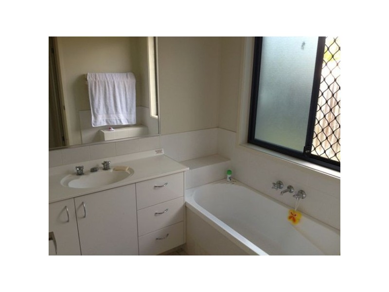 13 Caper Close, Springfield Lakes QLD 4300