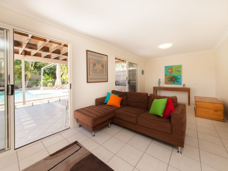 10 Seventh Avenue, Windsor QLD 4030