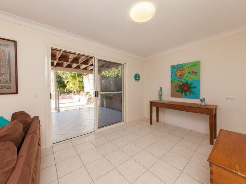10 Seventh Avenue, Windsor QLD 4030