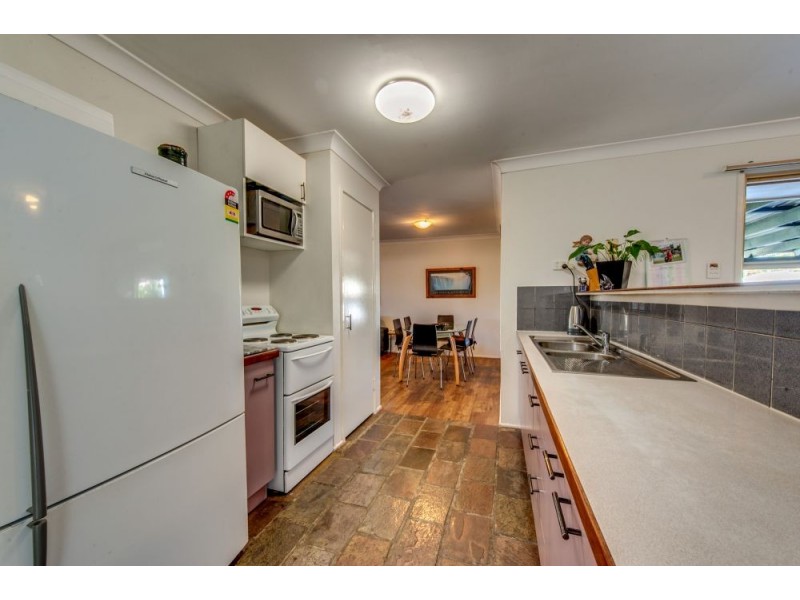 69 Pheasant Avenue, Beenleigh QLD 4207