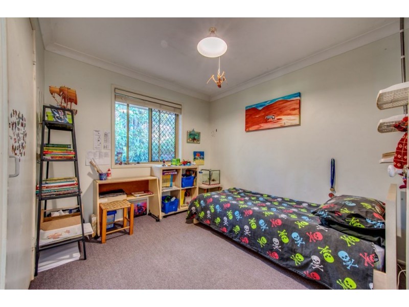 69 Pheasant Avenue, Beenleigh QLD 4207