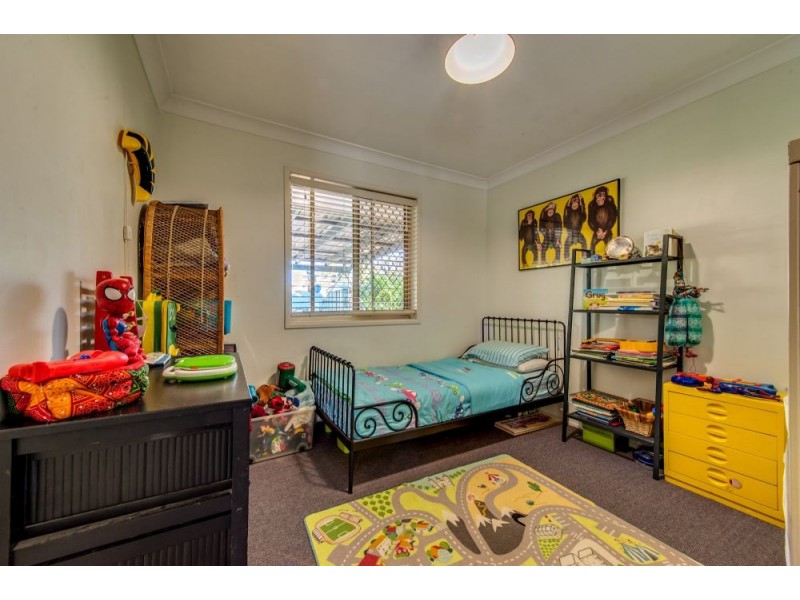 69 Pheasant Avenue, Beenleigh QLD 4207