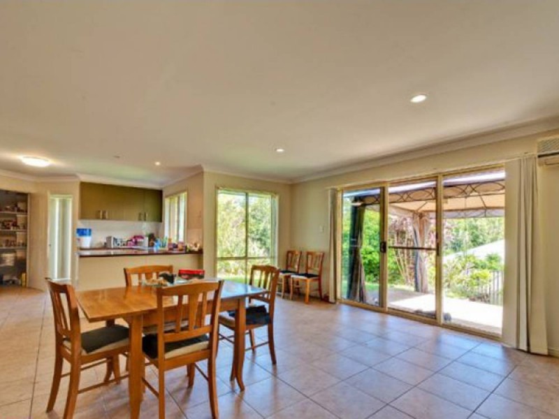 13 Seawind Road, Coomera QLD 4209