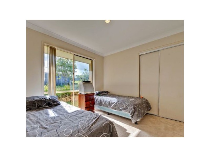 13 Seawind Road, Coomera QLD 4209