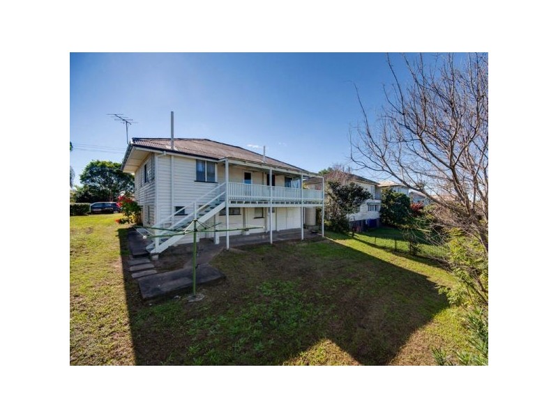 34 Winnam Street, Stafford QLD 4053