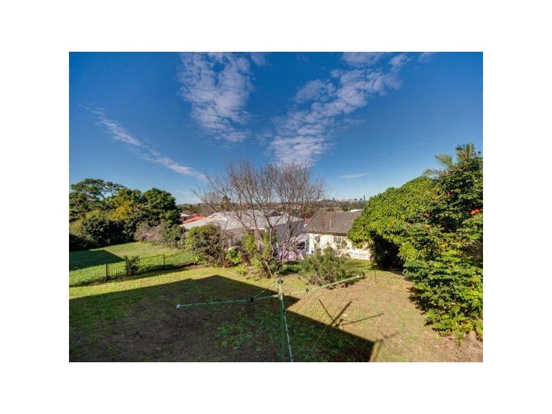 34 Winnam Street, Stafford QLD 4053