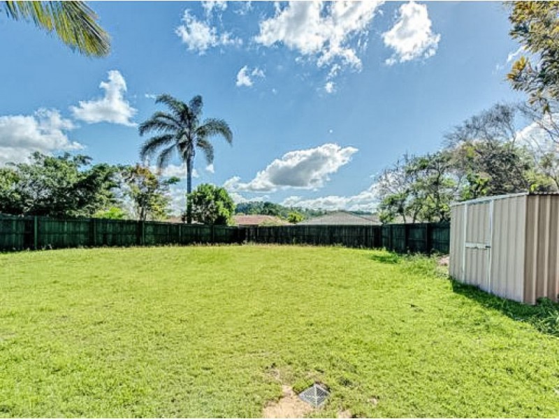 15 Marang Court, Tanah Merah QLD 4128