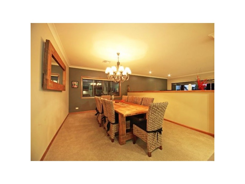 7 Edgewater Court, Murrumba Downs QLD 4503