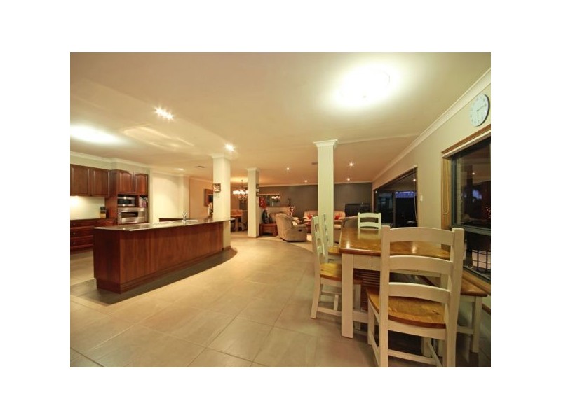 7 Edgewater Court, Murrumba Downs QLD 4503