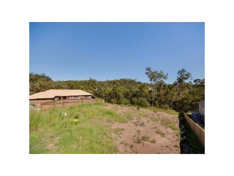 18 Claire Close, Cashmere QLD 4500