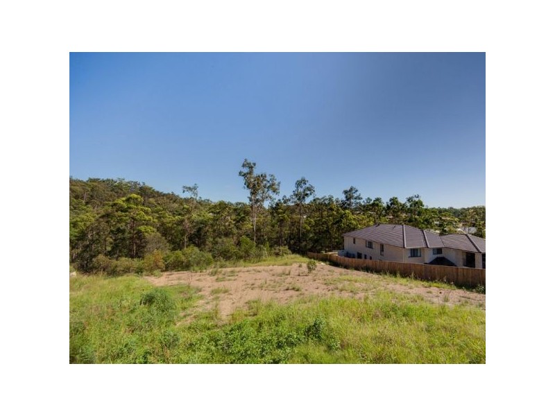 18 Claire Close, Cashmere QLD 4500