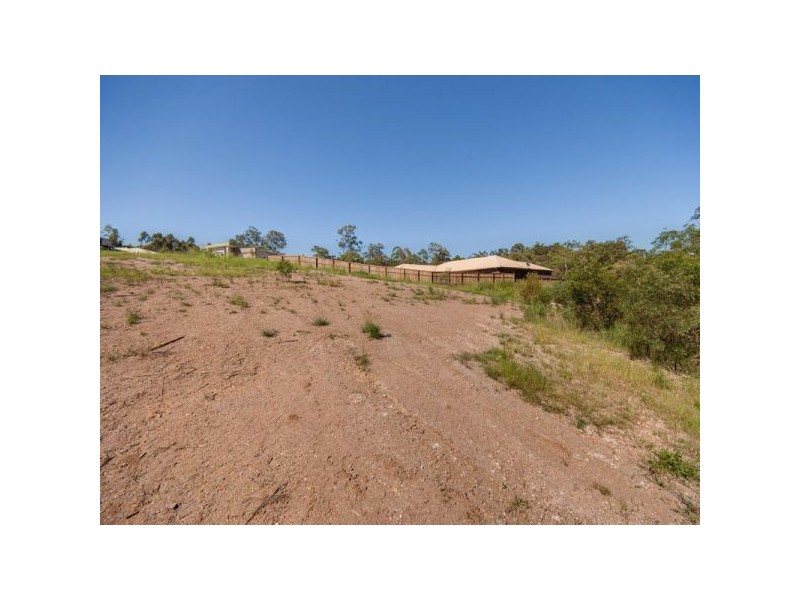 18 Claire Close, Cashmere QLD 4500