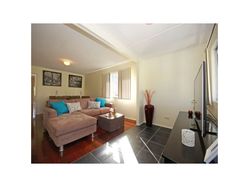 45 Windsor Place, Deception Bay QLD 4508