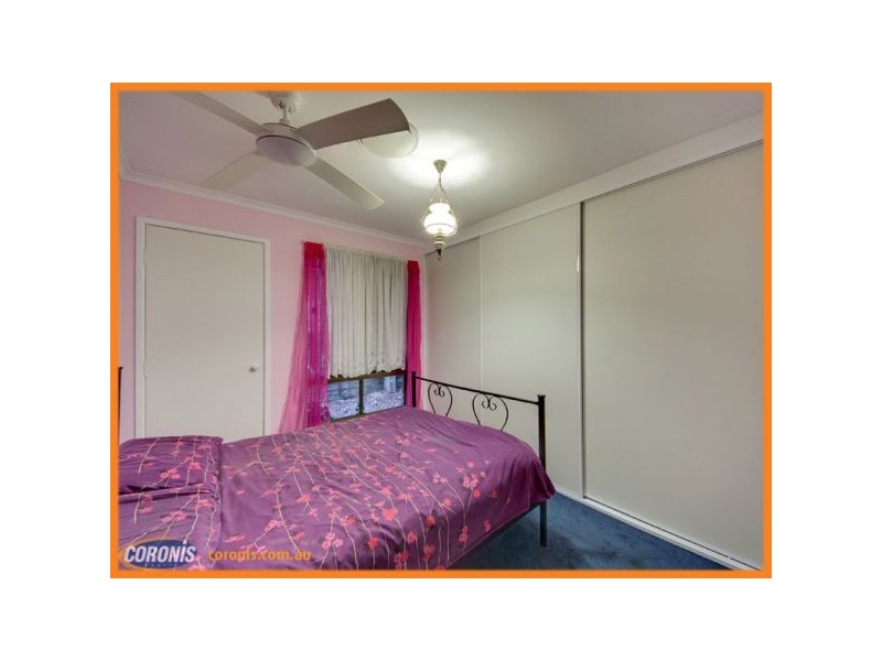 5 Rosella Court, Ferny Hills QLD 4055