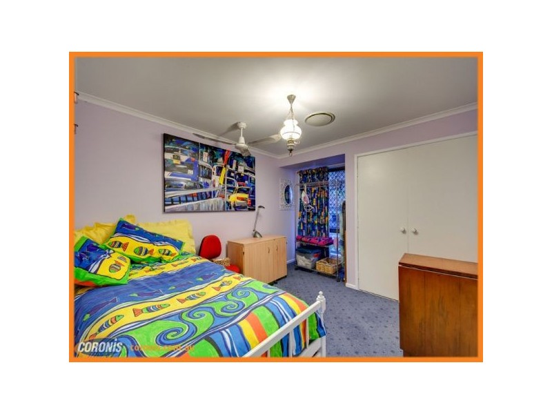 5 Rosella Court, Ferny Hills QLD 4055