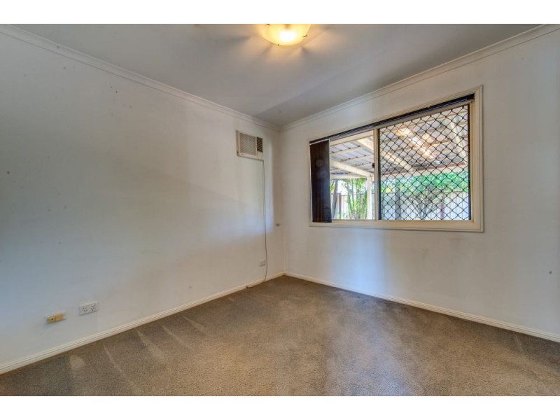 4 Wallace Street, Crestmead QLD 4132