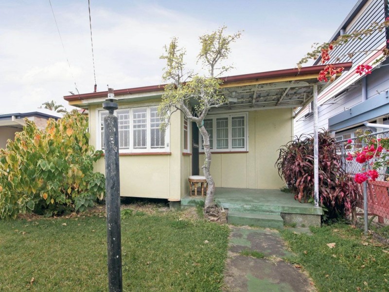 33 Edith Street, Deagon QLD 4017