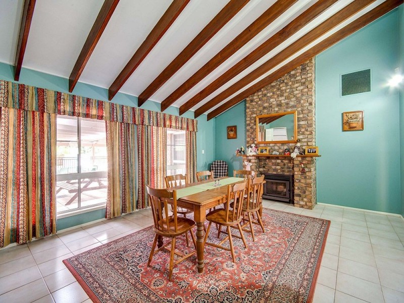 2 Kestrel Ct, Warner QLD 4500