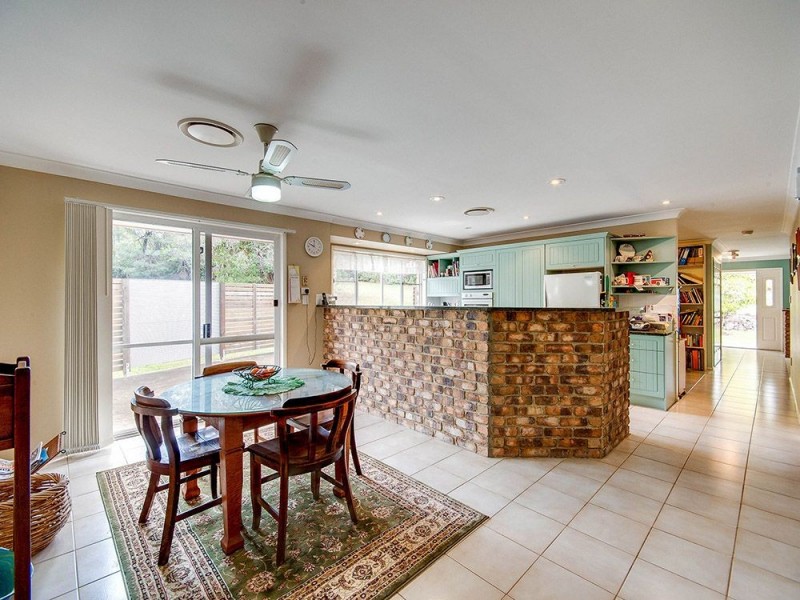 2 Kestrel Ct, Warner QLD 4500