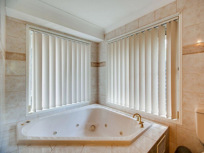 2 Kestrel Ct, Warner QLD 4500