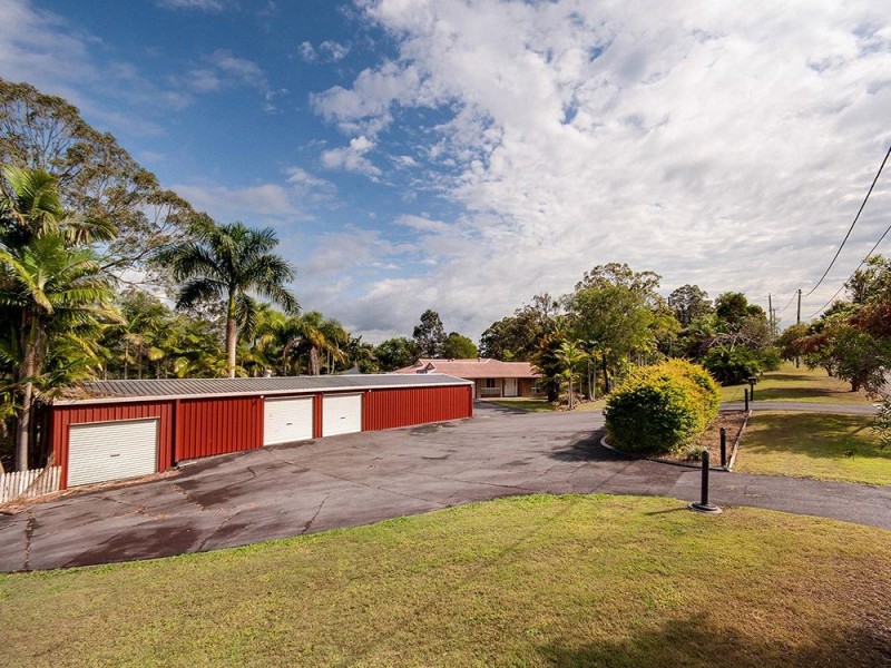 2 Kestrel Ct, Warner QLD 4500