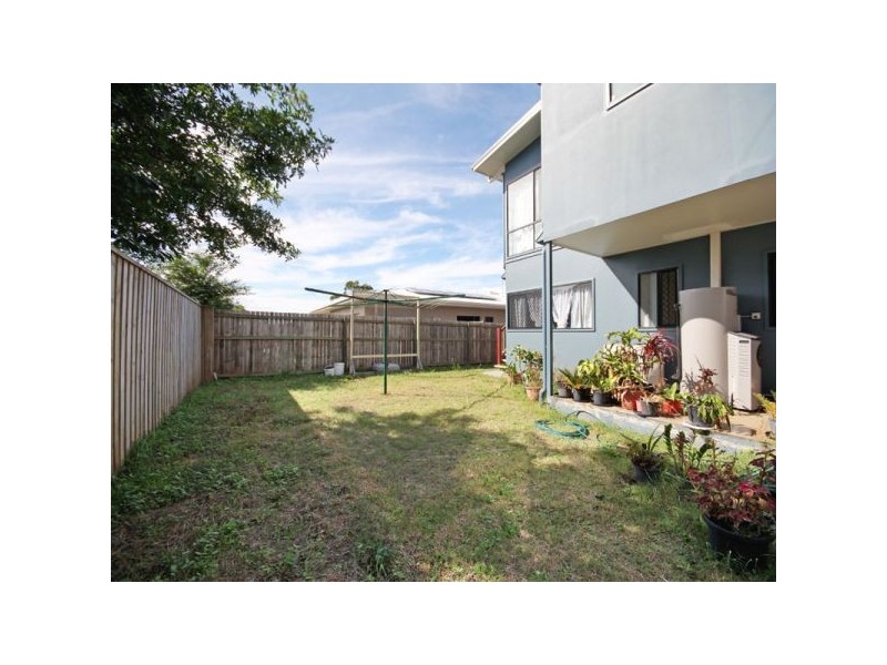 8 Deans Street West, Clontarf QLD 4019