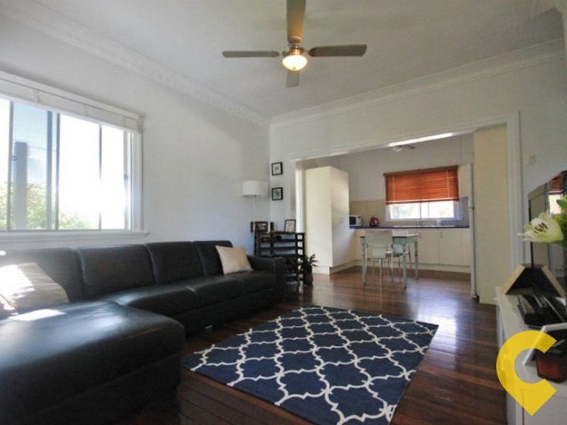 5 Galton Street, Holland Park QLD 4121