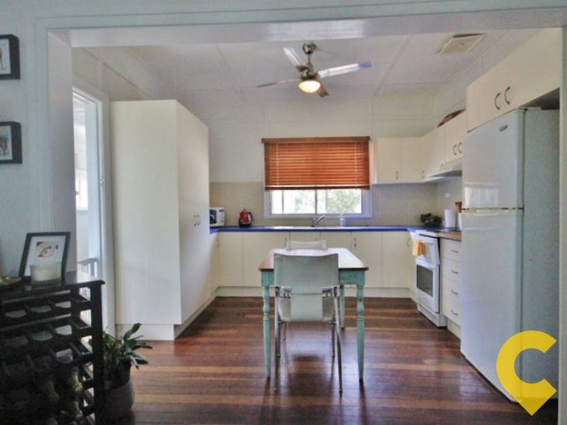 5 Galton Street, Holland Park QLD 4121