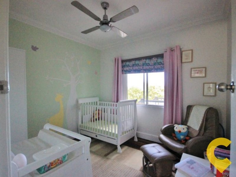 5 Galton Street, Holland Park QLD 4121