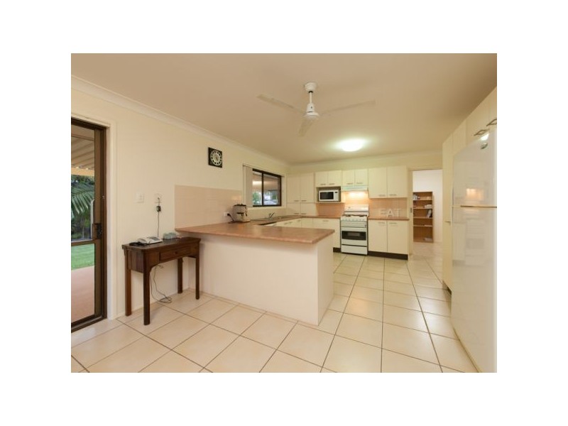 208 Dohles Rocks Rd, Murrumba Downs QLD 4503