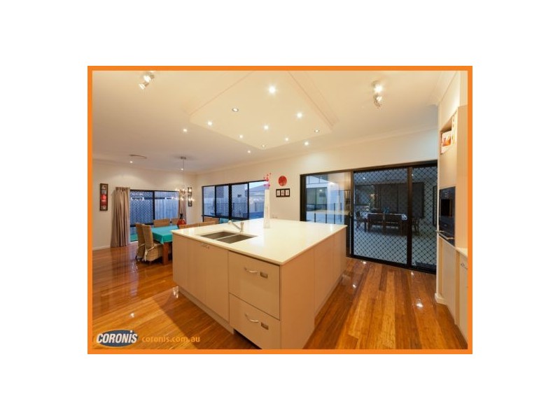 19 Laurel Street, Heathwood QLD 4110