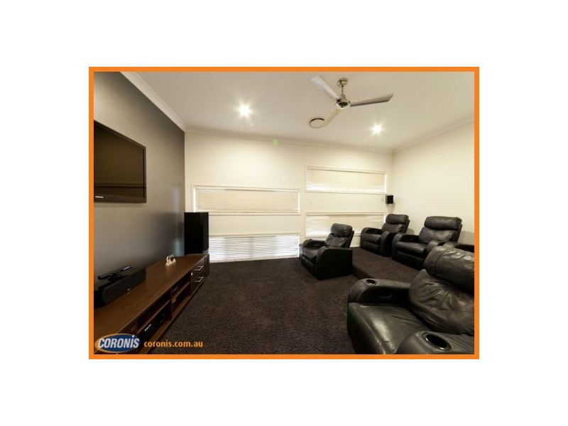 19 Laurel Street, Heathwood QLD 4110