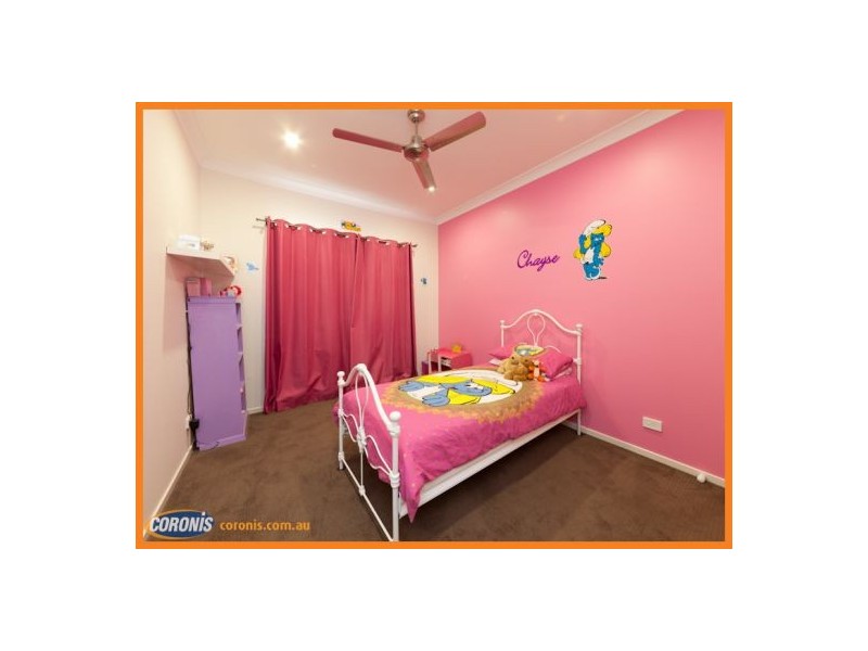 19 Laurel Street, Heathwood QLD 4110