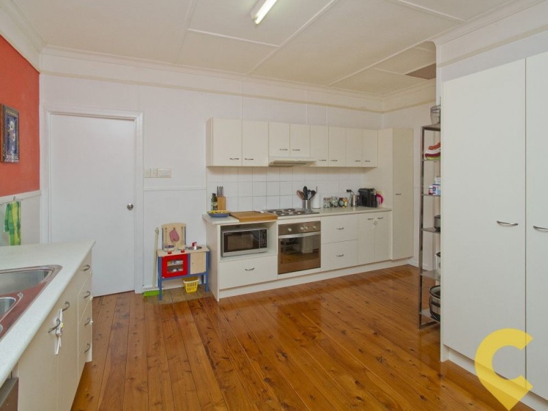 36 Seaview Street, Brighton QLD 4017