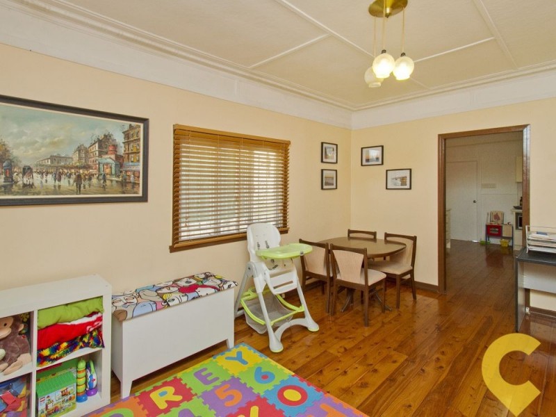 36 Seaview Street, Brighton QLD 4017