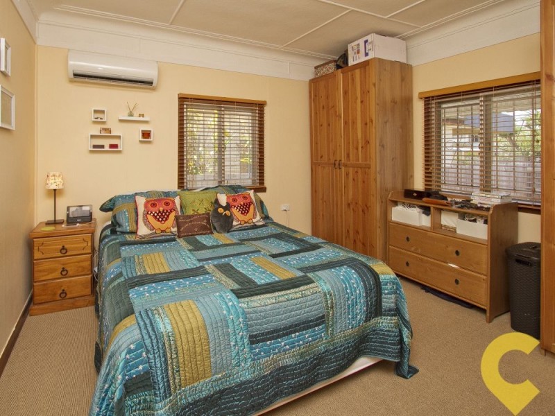 36 Seaview Street, Brighton QLD 4017