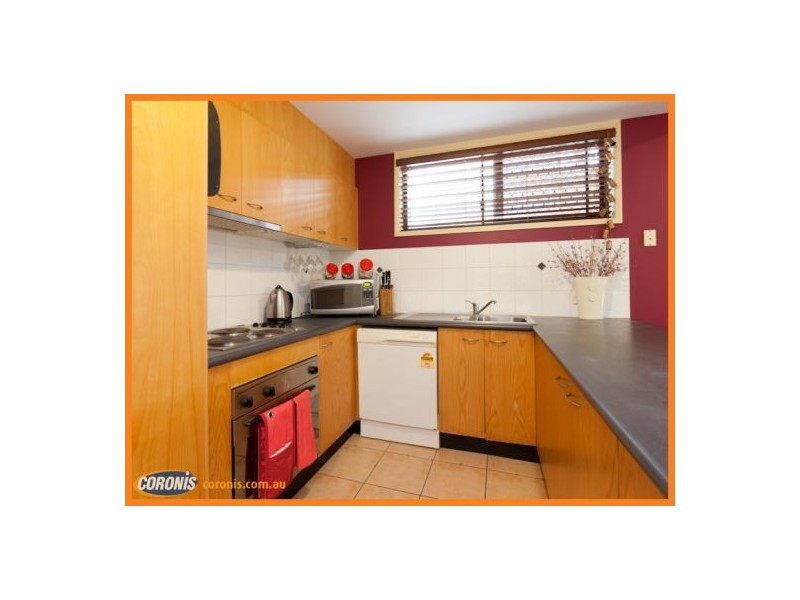59 Fleming Rd, Herston QLD 4006