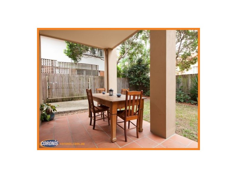 59 Fleming Rd, Herston QLD 4006