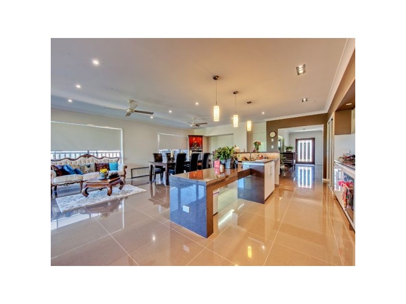 33 Rasmussen Crescent, Redbank Plains QLD 4301