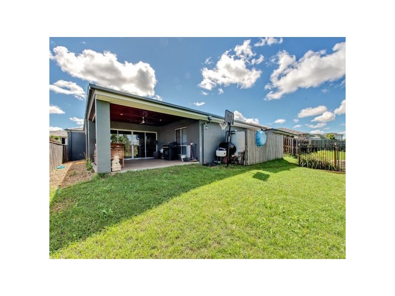 33 Rasmussen Crescent, Redbank Plains QLD 4301