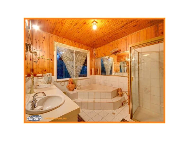 49B Barber Road, Ferny Hills QLD 4055