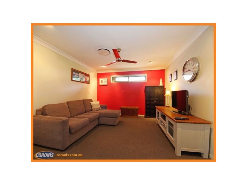 8 Angophora Close, Narangba QLD 4504