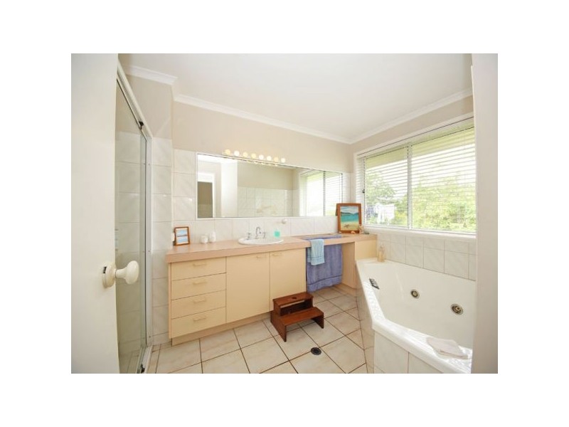 45 Hall Road, Elimbah QLD 4516