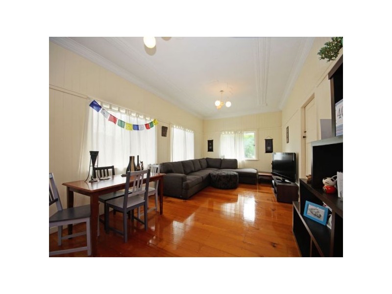 1 Mclennan Street, Woody Point QLD 4019