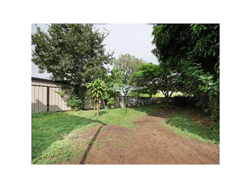 1 Mclennan Street, Woody Point QLD 4019