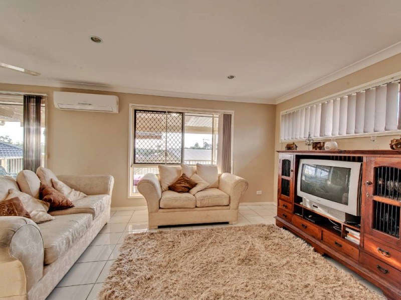 3 Aspect Terrace, Springfield Lakes QLD 4300