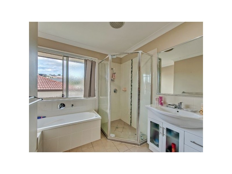 3 Aspect Terrace, Springfield Lakes QLD 4300