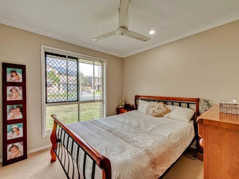 3 Aspect Terrace, Springfield Lakes QLD 4300