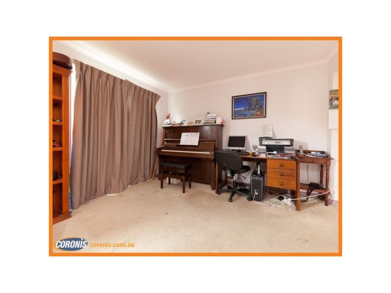 12 Leonie Place, Doolandella QLD 4077